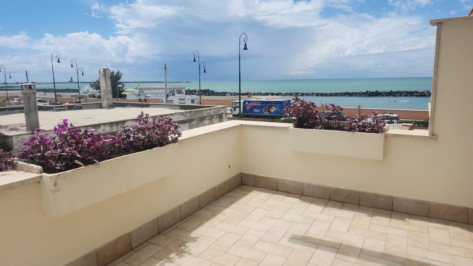 Vila La Nuvola Fiumicino Exteriér fotografie